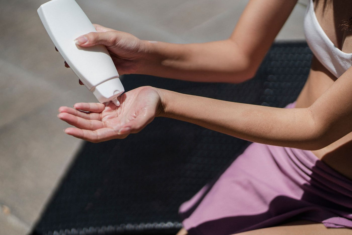 Applying sunscreen to the hands